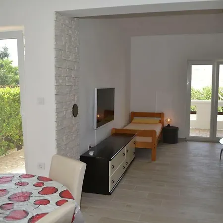 Apartman Rafael *