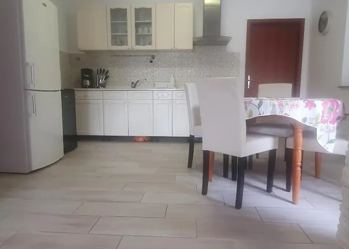 Rafael Appartement Pag Town